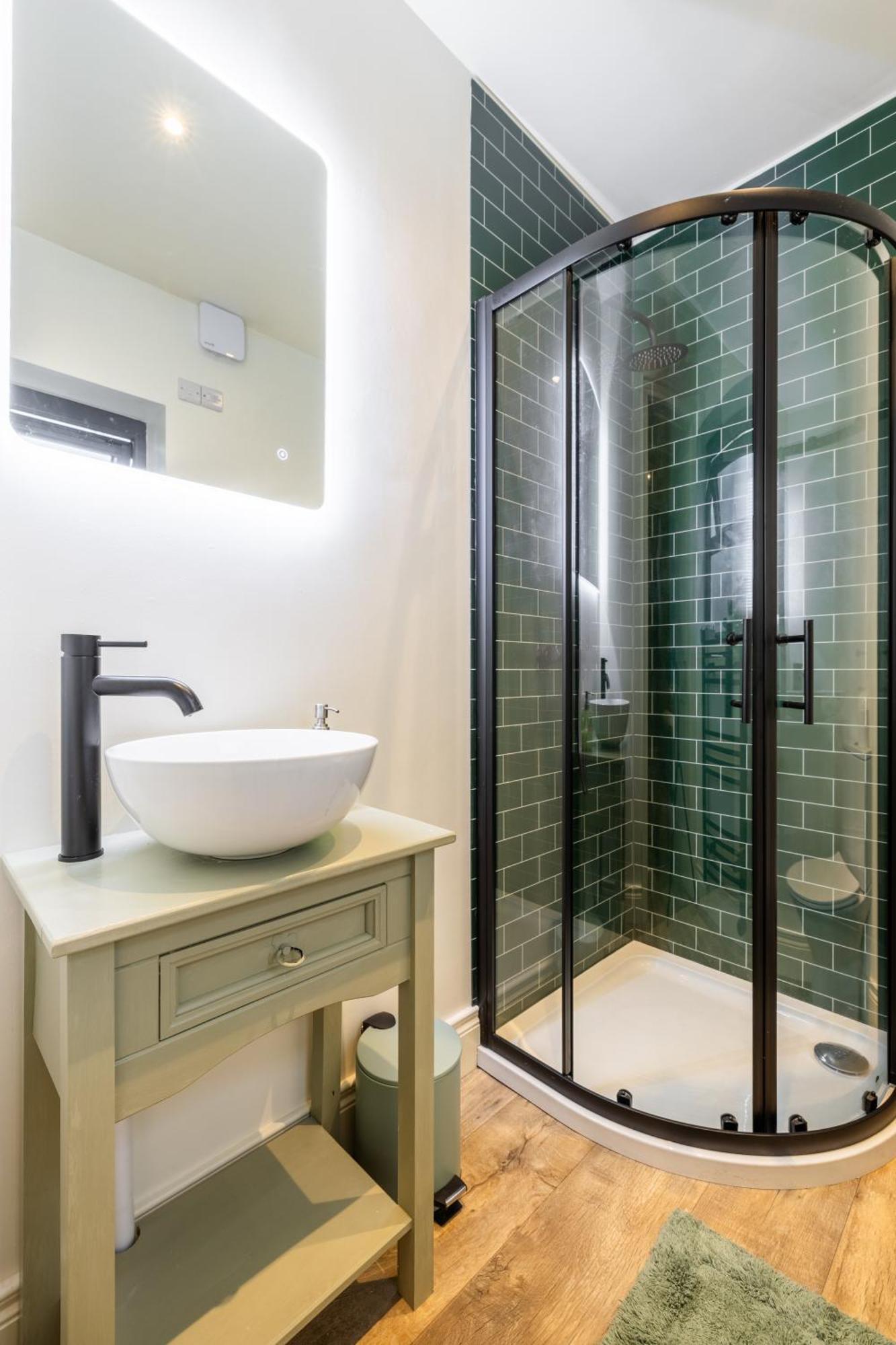 Boutique Stays At 78 Бангор Екстериор снимка